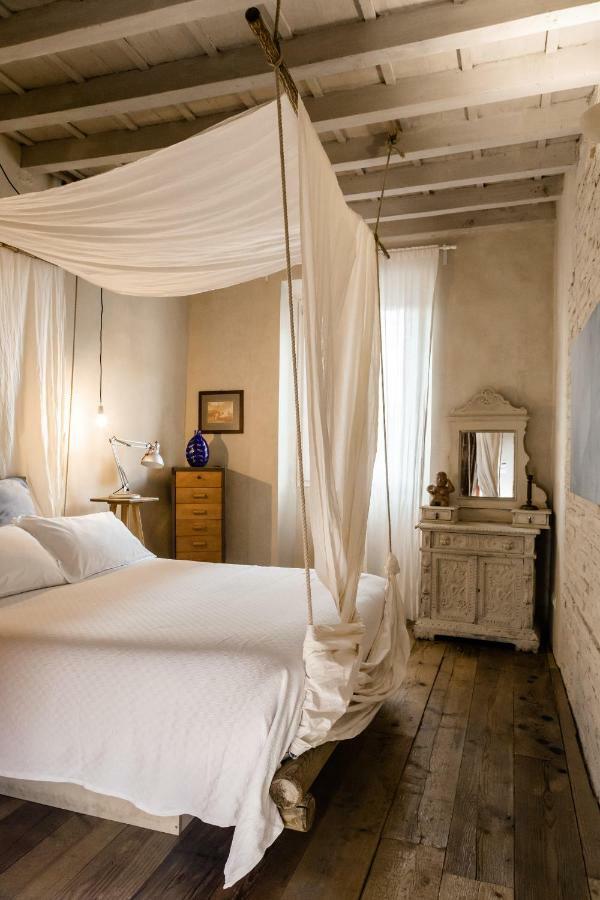 La Maison At The Old Bridge Florence Exterior photo